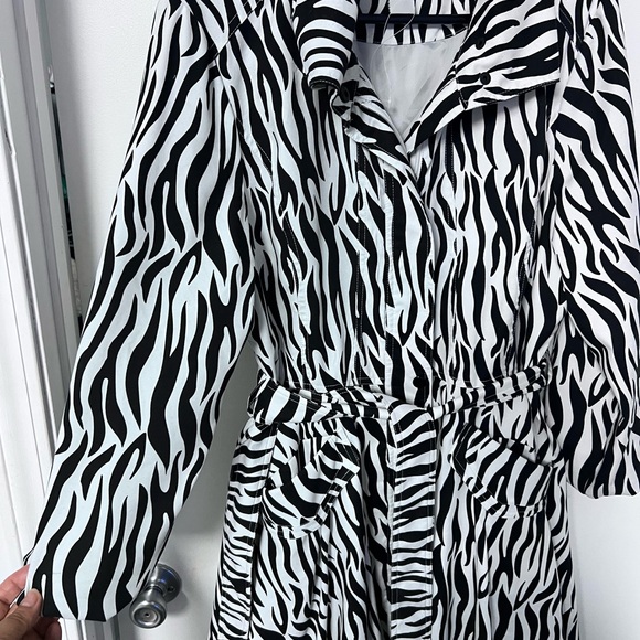 D&Y Zebra Pattern Utility Jacket - Picture 7 of 8